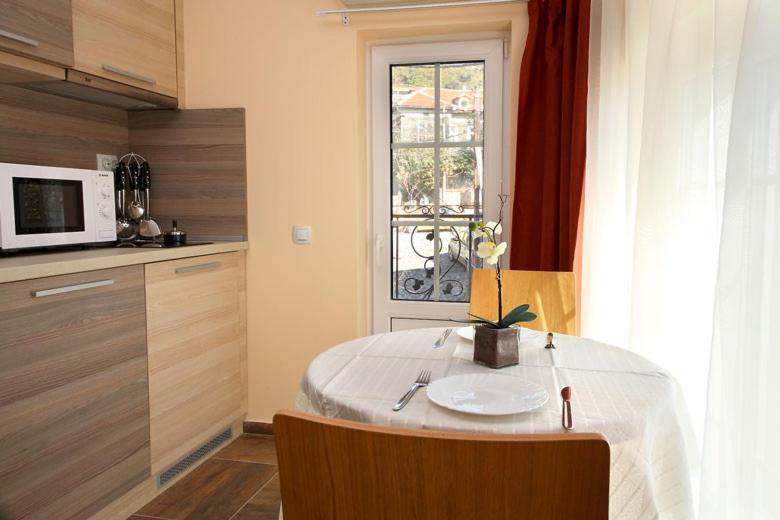 Къщата С Чешмата Apartment Veliko Tŭrnovo Exterior photo